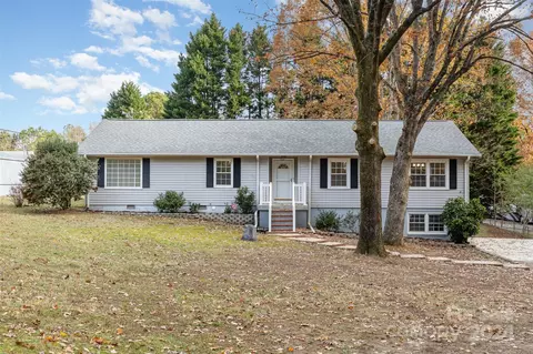 122 Old Peach Orchard Rd, Gastonia, NC 28052