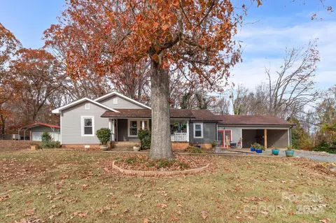 453 Bethesda Rd, Lexington, NC 27295