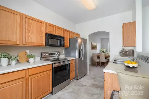 18107 Amberwood Glen Dr, Cornelius, NC 28031