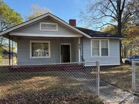 112 S Elm St, Gastonia, NC 28052