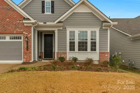 7014 Jolly Brook Dr, Charlotte, NC 28215