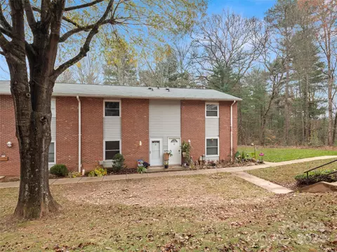 31 Beri U31 Dr #U31, Asheville, NC 28806