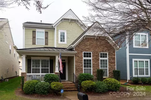 10528 Royal Winchester Dr, Charlotte, NC 28277