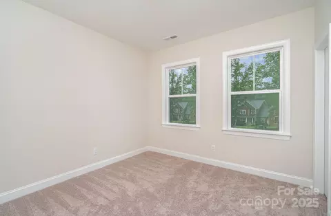 Bedroom - 562 Shepherd Ln, Clover, SC 29710 photo 4 of 5