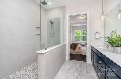 Bath - 562 Shepherd Ln, Clover, SC 29710 photo 2 of 2