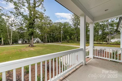 Exterior - 562 Shepherd Ln, Clover, SC 29710 photo 8 of 9