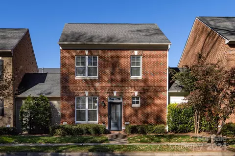 592 S Main St, Belmont, NC 28012