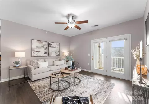9145 Mcdowell Creek Ct, Cornelius, NC 28031