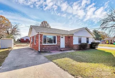 5900 Bridle Trl, Indian Trail, NC 28079