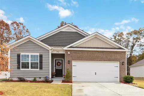 740 Saddlebred Ln, Locust, NC 28097