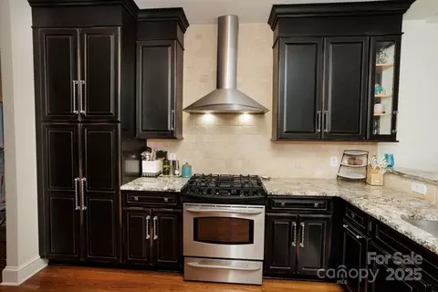 Kitchen - 215 Hobbs St, Davidson, NC 28036 photo 2 of 2