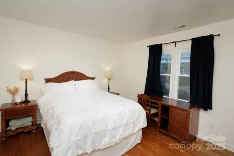 Bedroom - 215 Hobbs St, Davidson, NC 28036 photo 1 of 3