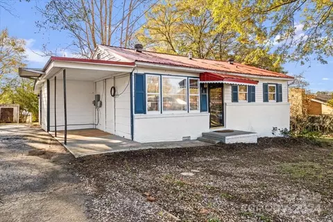 405 Telegraph Dr, Gastonia, NC 28056