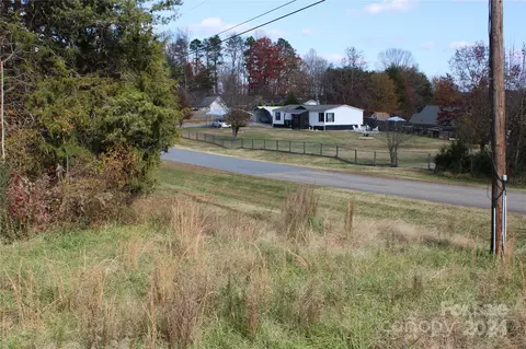 3651 Jefferson St, Sherrills Ford, NC 28673
