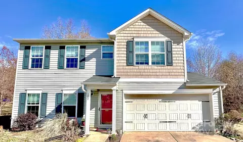 102 Valerie Dr, Lincolnton, NC 28092