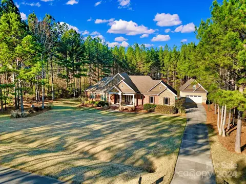 1361 Indigo Ct, Rock Hill, SC 29730