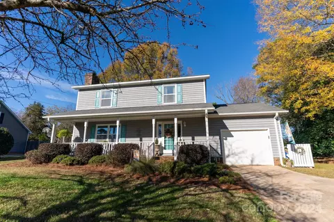 702 Pierce Ave, Mount Holly, NC 28120