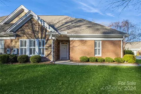 10934 Casetta Dr, Matthews, NC 28105