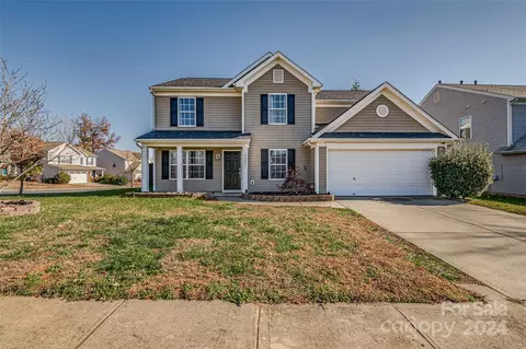 4805 Stowe Derby Dr, Charlotte, NC 28278