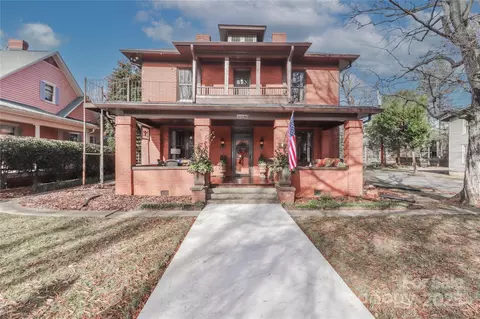 545 Davie Ave, Statesville, NC 28677