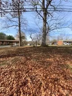 002 W Park Ave, Mooresville, NC 28115