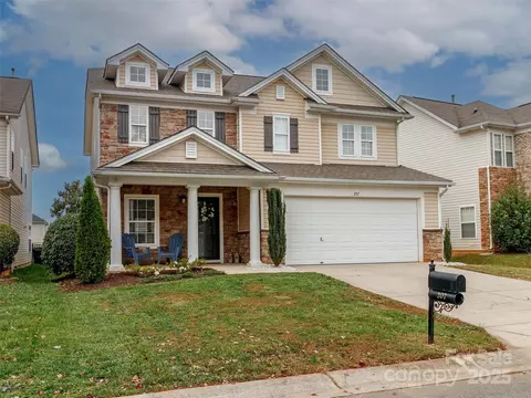 207 Lameshur Ln, Monroe, NC 28110