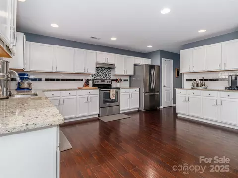 207 Lameshur Ln, Monroe, NC 28110 photo 4