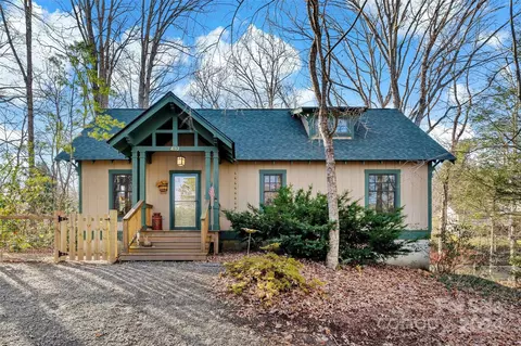 410 S Cherokee Ave, Black Mountain, NC 28711
