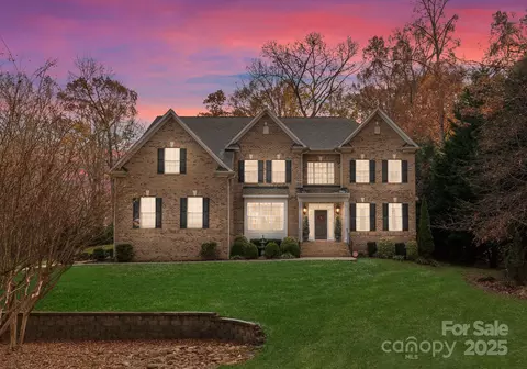 132 Isle Run Dr, Mooresville, NC 28117