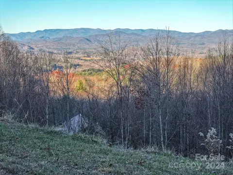 221 Coopers 27r Dr #27R, Hendersonville, NC 28739