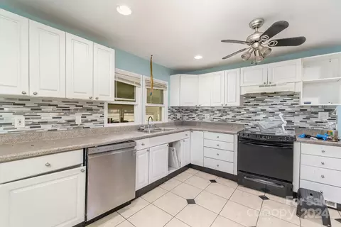 Kitchen - 407 King St, Monroe, NC 28110 photo 1 of 1