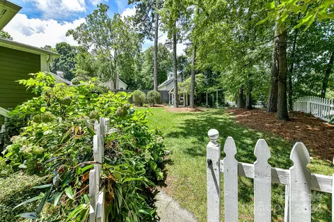 208 Grey Rd, Davidson, NC 28036 photo 39
