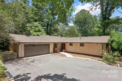 893 Indian Hill Rd, Hendersonville, NC 28791