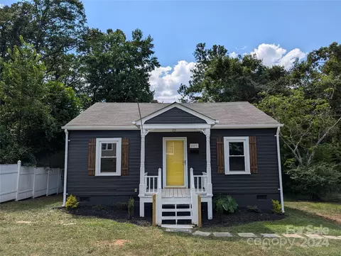507 S College St, Dallas, NC 28034