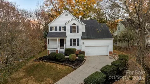 9609 Harris Glen Dr, Charlotte, NC 28269