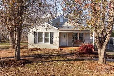 1206 Carbon City Rd, Morganton, NC 28655