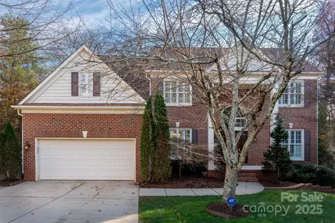5702 Durston Ct, Charlotte, NC 28269