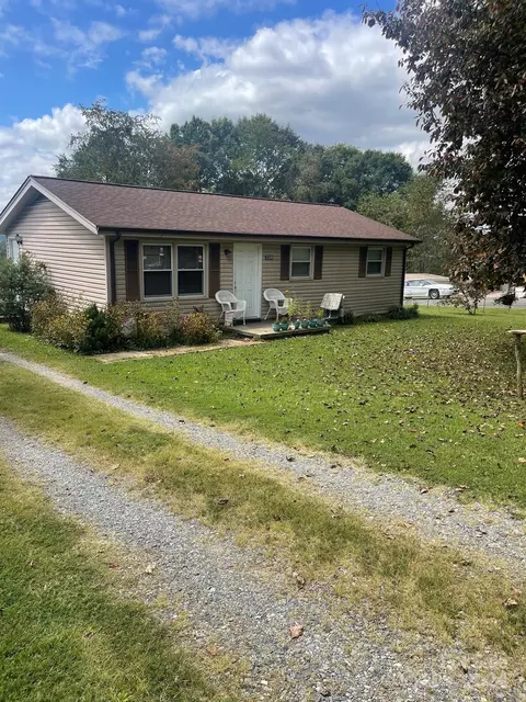 4953 6th Sw St SW, Catawba, NC 28609