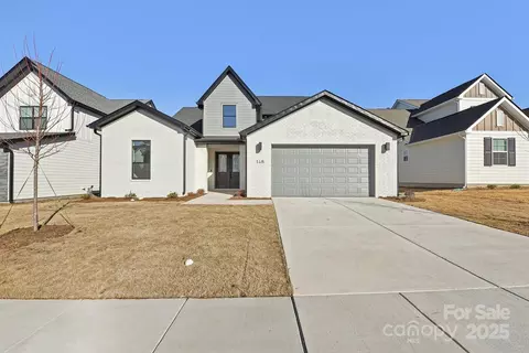 148 Windy Dell Dr, Tega Cay, SC 29708