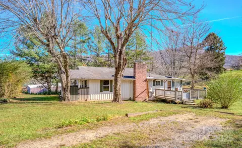 111 Le-an-hurst Rd, Asheville, NC 28803