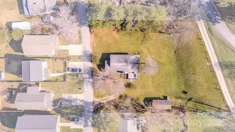 View/Area - 111 Le-an-hurst Rd, Asheville, NC 28803 photo 1 of 3