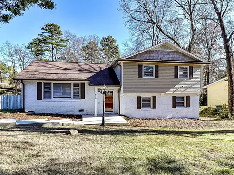 3416 Olde Creek Trl, Matthews, NC 28105