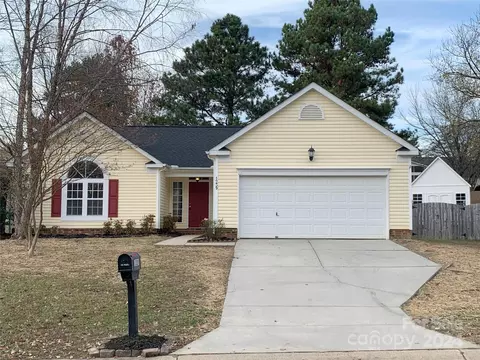 1239 Kerry Greens Dr, Matthews, NC 28104