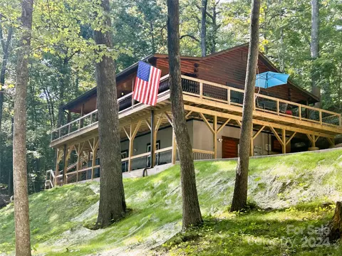 229 Seton Rd, Lake Lure, NC 28746
