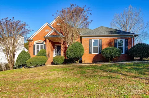 5839 Painted Fern Ct, Charlotte, NC 28269