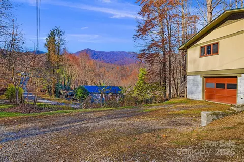 347 Knob Hill Estates Rd, Sylva, NC 28779 photo 4