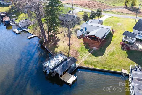 379 Alberta Dr, Norwood, NC 28128