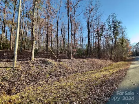 176 Suwanne Rd, Troy, NC 27371 photo 3