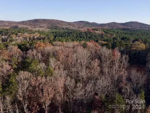 176 Suwanne Rd, Troy, NC 27371 photo 6