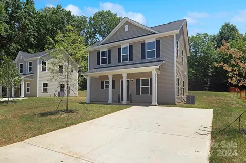 6316 Linda Vista Ln, Charlotte, NC 28216